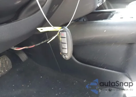 2017 Nissan Pathfinder Sv z USA, uszkodzony, nr VIN 5N1DR2MM6HC906918